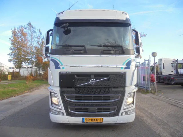 Volvo FH 460 6X2 NL TRUCK APK 02/26 - 牵引车:图2 Volvo FH 460 6X2 NL TRUCK APK 02/26 - 牵引车:图2