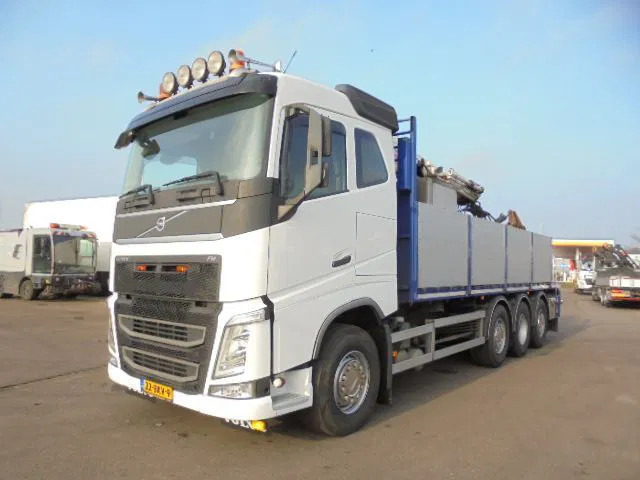 Volvo FH 460 FH 460 8X2 NL TRUCK APK-TUV GEKEURD 10-10-2026 - 起重车:图4 Volvo FH 460 FH 460 8X2 NL TRUCK APK-TUV GEKEURD 10-10-2026 - 起重车:图4