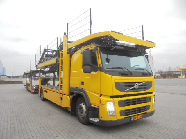 Volvo FM 330 KASSBOHRER - 自动转运卡车:图3 Volvo FM 330 KASSBOHRER - 自动转运卡车:图3