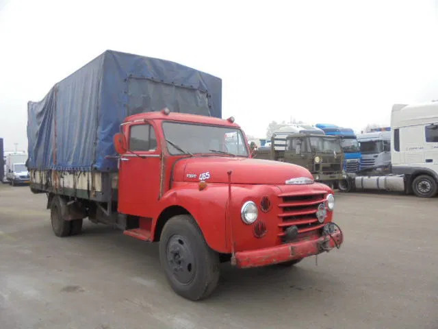 Volvo L 465 - 侧帘卡车:图3 Volvo L 465 - 侧帘卡车:图3