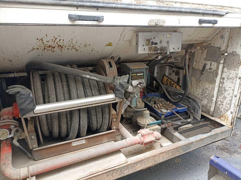 ACERBI Eurotechnika 41490 Spring-Spring. gas tank trailer - 半挂车:图4 ACERBI Eurotechnika 41490 Spring-Spring. gas tank trailer - 半挂车:图4