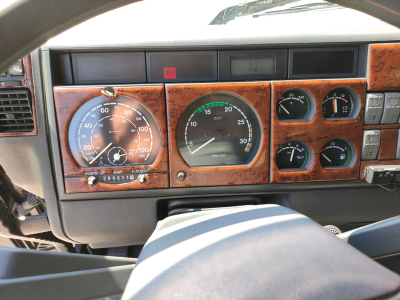 栏板式/ 平板卡车 Iveco Eurotech 190E35 flatbed truck：图9