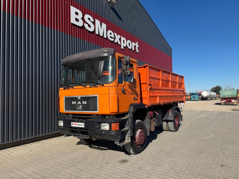 MAN 19.362, 4x4 - 翻斗车:图1 MAN 19.362, 4x4 - 翻斗车:图1