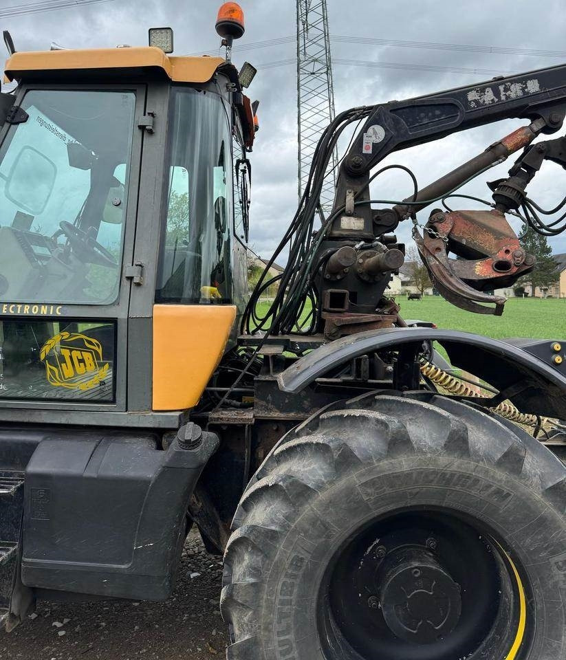JCB Fastrac 1115 - 拖拉机:图5 JCB Fastrac 1115 - 拖拉机:图5