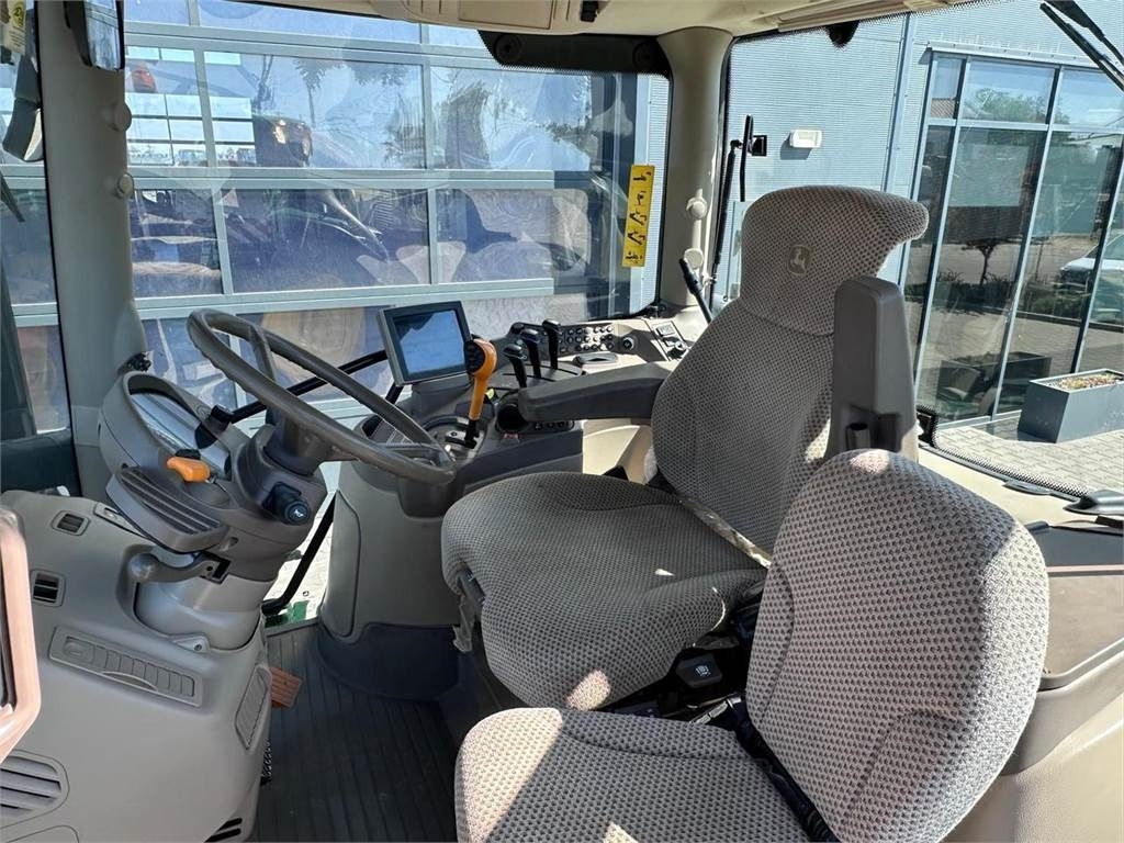 John Deere 6145R - 拖拉机:图5 John Deere 6145R - 拖拉机:图5