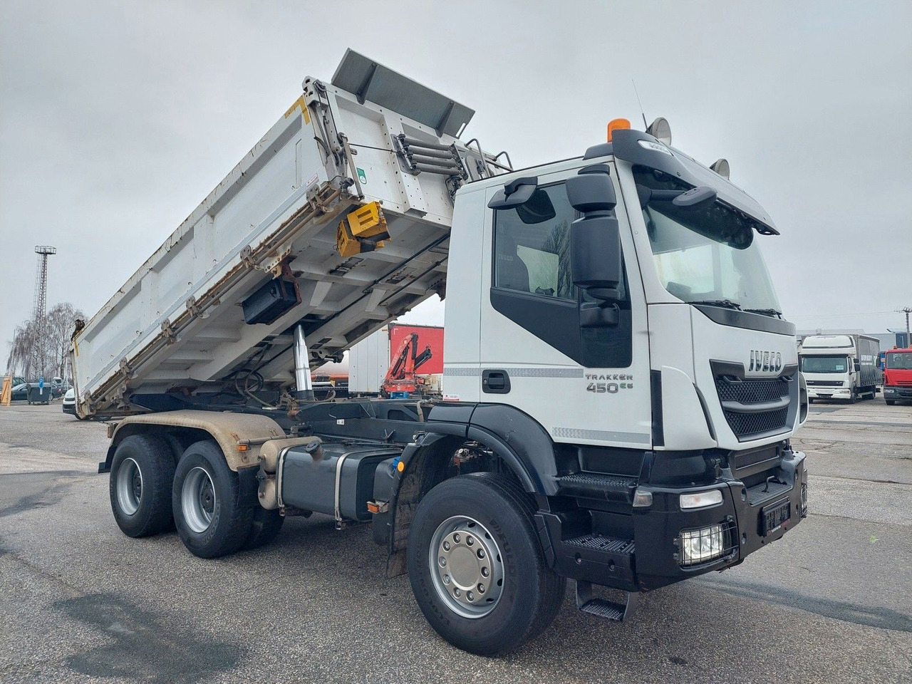 Iveco AD 260T45 BB Dautel Bordmatic 6x4 - 翻斗车:图2 Iveco AD 260T45 BB Dautel Bordmatic 6x4 - 翻斗车:图2