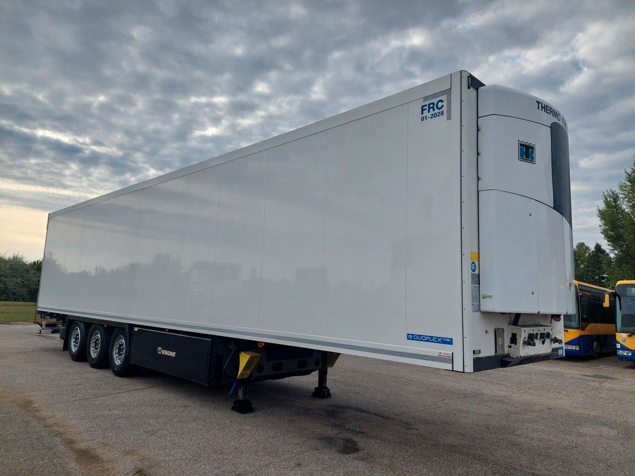 Krone SD Thermo King SLXi 300 - 冷藏半拖车:图2 Krone SD Thermo King SLXi 300 - 冷藏半拖车:图2