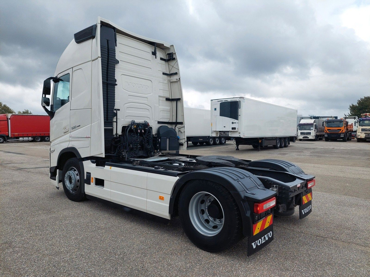 Volvo FH 13 Globetrotter XL 500 - 牵引车:图3 Volvo FH 13 Globetrotter XL 500 - 牵引车:图3