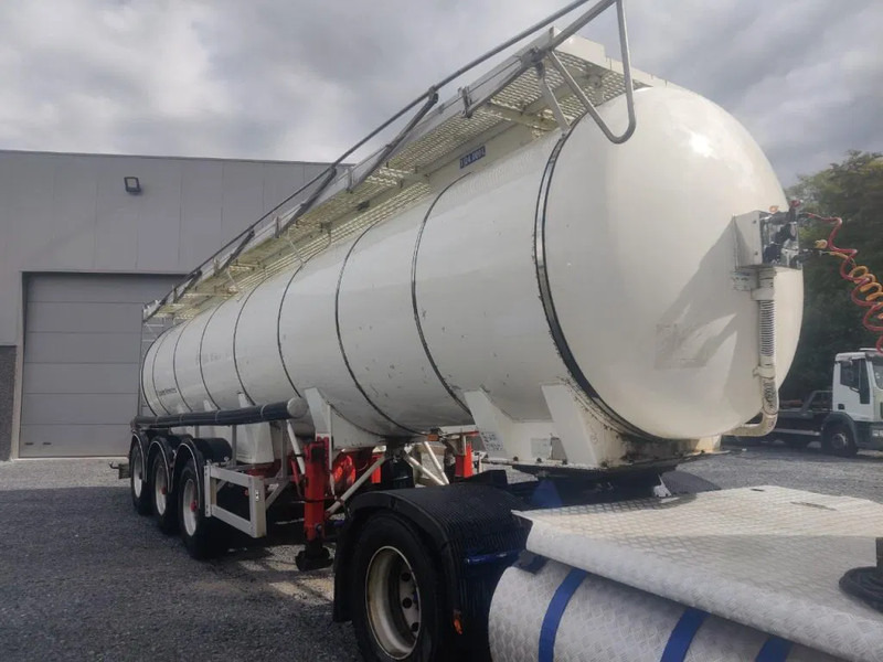 Feldbinder TANK AW5083 ISOLE 24000 L - 1 COMP - SEASALT WATER / FOODSTUFF - 液罐半拖车:图2 Feldbinder TANK AW5083 ISOLE 24000 L - 1 COMP - SEASALT WATER / FOODSTUFF - 液罐半拖车:图2