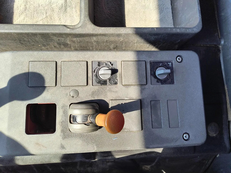 翻斗车, 起重车 Iveco Eurotech 190 E27 - TIPPER + CRANE FASSI - 350 250KM：图11