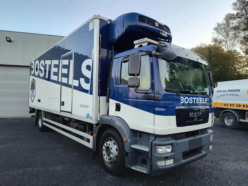 MAN TGM 18.250 2 COMPARTMENTS - 2000KG TAIL LIFT - PROBLEM COOLING UNIT - 冷藏车:图3 MAN TGM 18.250 2 COMPARTMENTS - 2000KG TAIL LIFT - PROBLEM COOLING UNIT - 冷藏车:图3