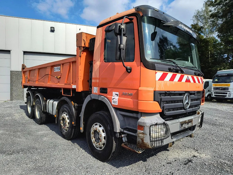 Mercedes-Benz Actros 3236 8X4 - 2 SIDE TIPPER/BI-BENNE - 翻斗车:图3 Mercedes-Benz Actros 3236 8X4 - 2 SIDE TIPPER/BI-BENNE - 翻斗车:图3