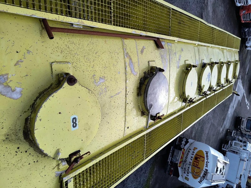 罐车 Scania 94 G.300 6X2 FOODBULK SILO - 8 COMP. - STEERING AXLE:图16 罐车 Scania 94 G.300 6X2 FOODBULK SILO - 8 COMP. - STEERING AXLE:图16