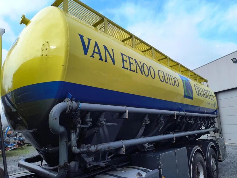 罐车 Scania 94 G.300 6X2 FOODBULK SILO - 8 COMP. - STEERING AXLE:图12 罐车 Scania 94 G.300 6X2 FOODBULK SILO - 8 COMP. - STEERING AXLE:图12