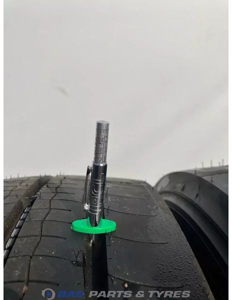 Bridgestone Bridgestone 265/70R17.5 Duravis R-Steer002 138/136 M M+S 3PMSF gebruikte set - 轮胎 适用于 卡车:图3 Bridgestone Bridgestone 265/70R17.5 Duravis R-Steer002 138/136 M M+S 3PMSF gebruikte set - 轮胎 适用于 卡车:图3