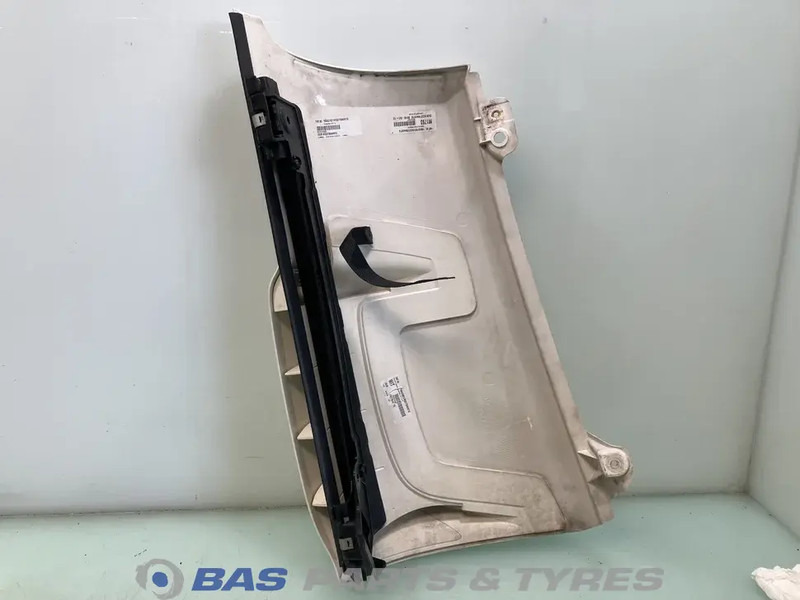 DAF CF Euro 6 - 保险杠 适用于 卡车:图2 DAF CF Euro 6 - 保险杠 适用于 卡车:图2
