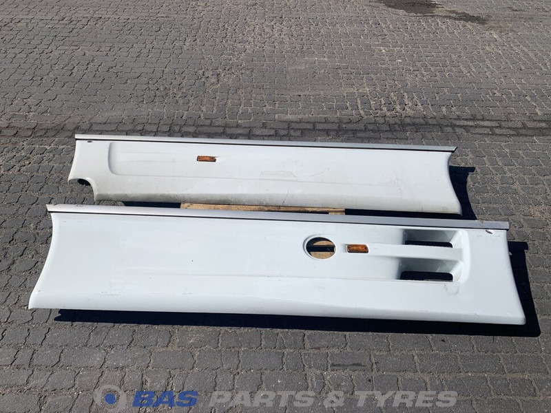 DAF XF105 Sideskirt Set DAF 1655062 - 车身和外部 适用于 卡车:图1 DAF XF105 Sideskirt Set DAF 1655062 - 车身和外部 适用于 卡车:图1