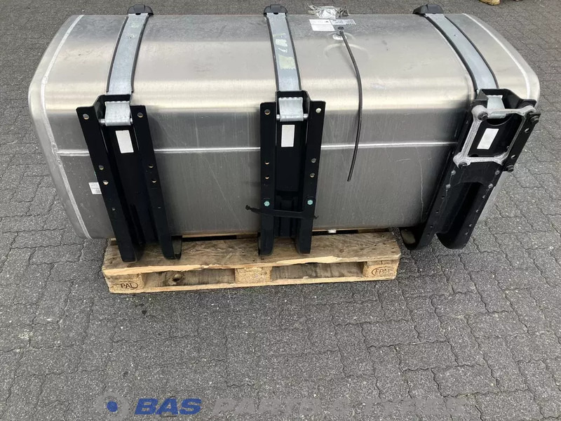MAN Brandstoftank MAN 710 Liter 81122016766 - 燃料箱 适用于 卡车:图2 MAN Brandstoftank MAN 710 Liter 81122016766 - 燃料箱 适用于 卡车:图2