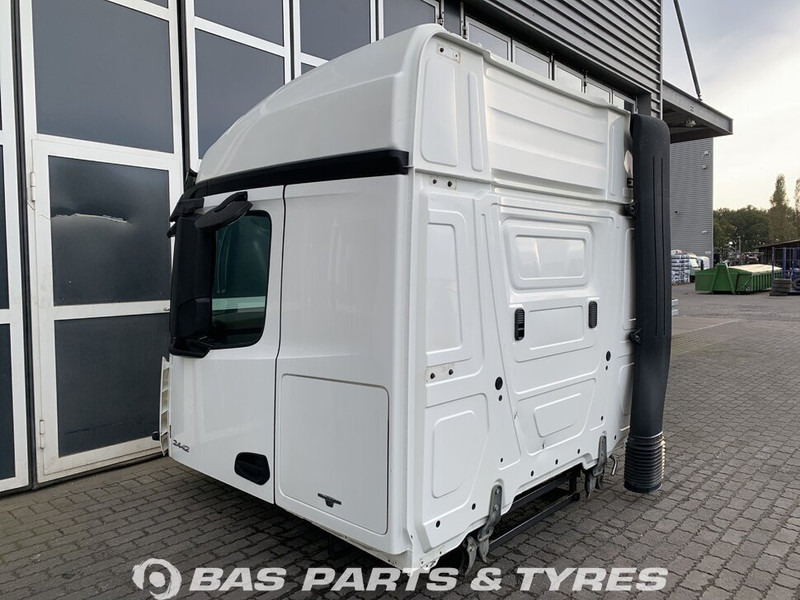 Mercedes-Benz Actros MP4 Mercedes StreamSpace L-cab L2H2 A 000 600 01 01 - 驾驶室和内部 适用于 卡车:图3 Mercedes-Benz Actros MP4 Mercedes StreamSpace L-cab L2H2 A 000 600 01 01 - 驾驶室和内部 适用于 卡车:图3