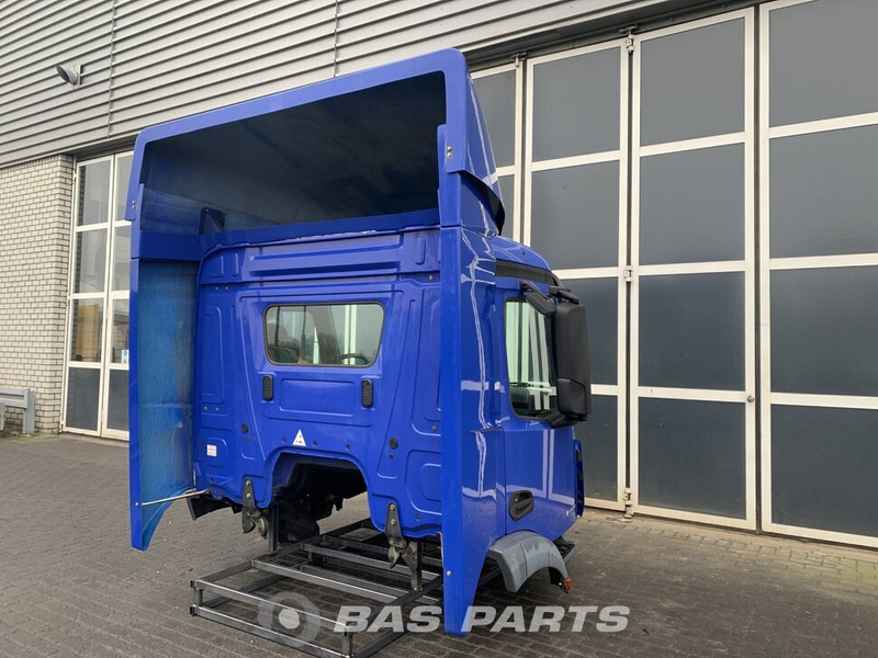 Mercedes-Benz Antos MP4 Mercedes ClassicSpace S-cab L1H1 A 000 600 01 01 - 驾驶室和内部 适用于 卡车:图4 Mercedes-Benz Antos MP4 Mercedes ClassicSpace S-cab L1H1 A 000 600 01 01 - 驾驶室和内部 适用于 卡车:图4