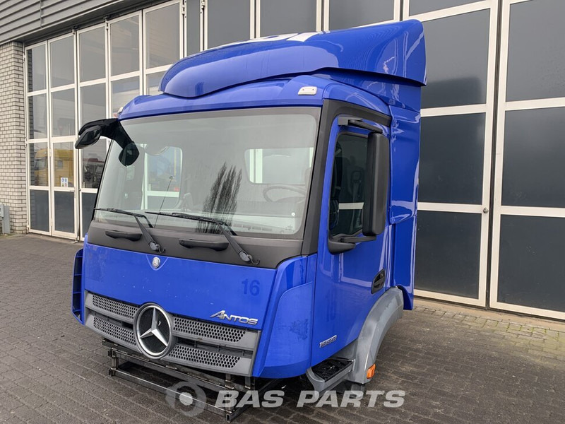Mercedes-Benz Antos MP4 Mercedes ClassicSpace S-cab L1H1 A 000 600 01 01 - 驾驶室和内部 适用于 卡车:图1 Mercedes-Benz Antos MP4 Mercedes ClassicSpace S-cab L1H1 A 000 600 01 01 - 驾驶室和内部 适用于 卡车:图1
