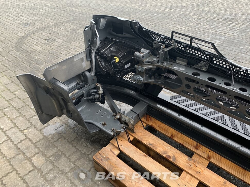 Mercedes-Benz Antos MP4 - 保险杠 适用于 卡车:图4 Mercedes-Benz Antos MP4 - 保险杠 适用于 卡车:图4