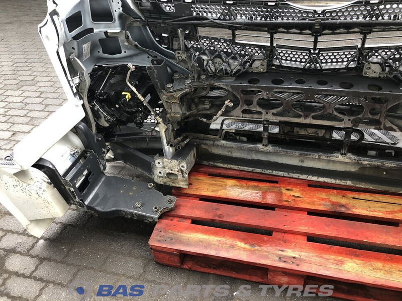 Mercedes-Benz Antos MP4 - 保险杠 适用于 卡车:图4 Mercedes-Benz Antos MP4 - 保险杠 适用于 卡车:图4