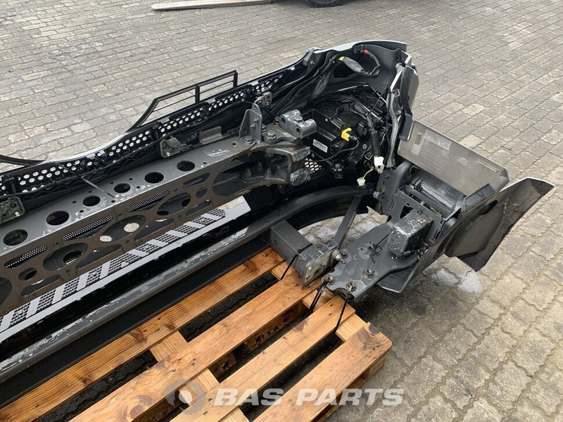 Mercedes-Benz Antos MP4 - 保险杠 适用于 卡车:图5 Mercedes-Benz Antos MP4 - 保险杠 适用于 卡车:图5
