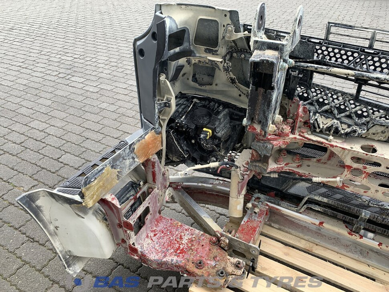 Mercedes-Benz Antos MP4 - 保险杠 适用于 卡车:图4 Mercedes-Benz Antos MP4 - 保险杠 适用于 卡车:图4