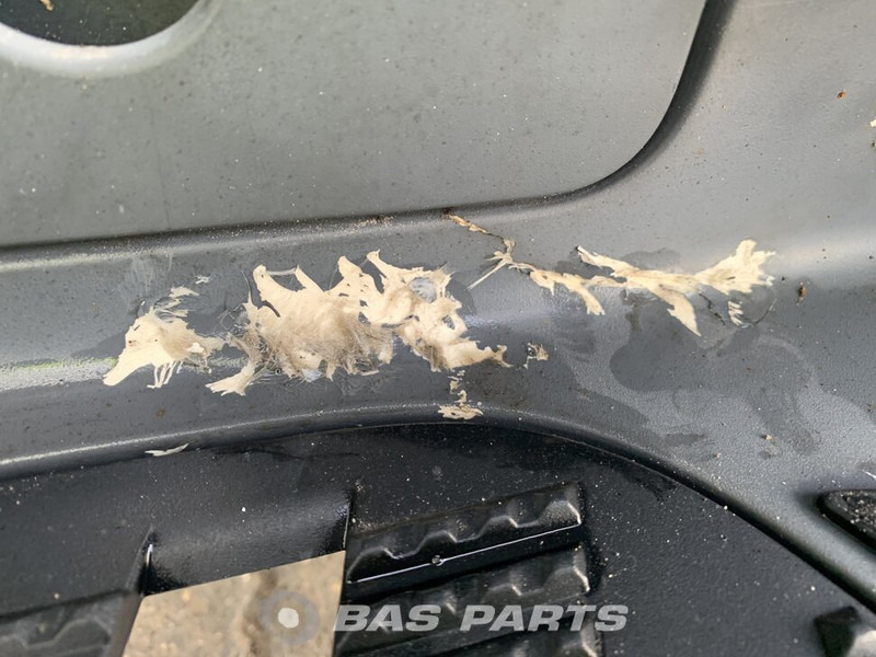 保险杠 适用于 卡车 Mercedes-Benz Antos MP4:图7 保险杠 适用于 卡车 Mercedes-Benz Antos MP4:图7