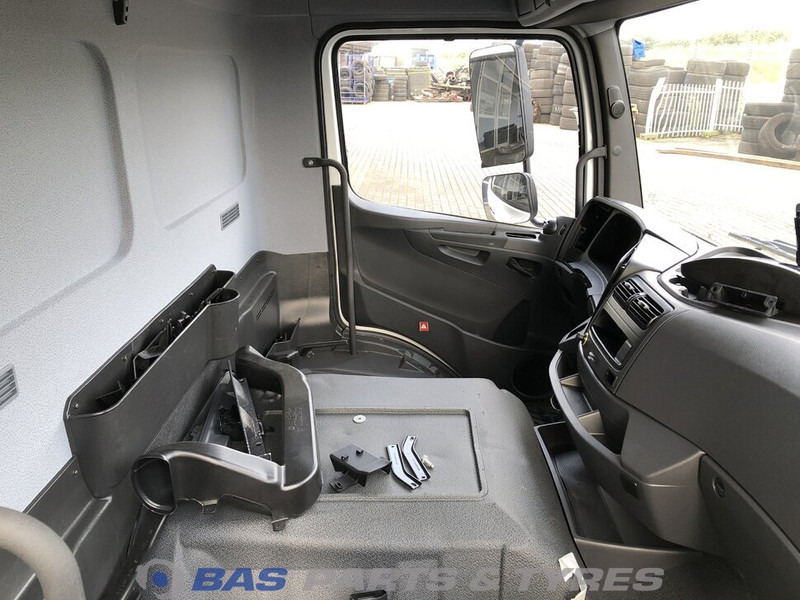 Mercedes-Benz Atego MP4 Mercedes ClassicSpace S-cab L1H1 A 973 600 00 20 - 驾驶室和内部 适用于 卡车:图5 Mercedes-Benz Atego MP4 Mercedes ClassicSpace S-cab L1H1 A 973 600 00 20 - 驾驶室和内部 适用于 卡车:图5