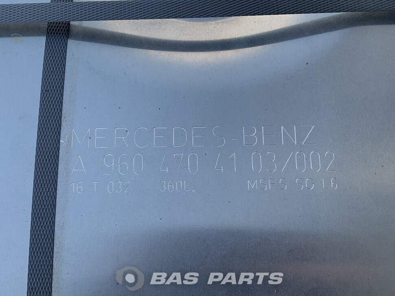 Mercedes-Benz  - 燃料箱 适用于 卡车:图5 Mercedes-Benz  - 燃料箱 适用于 卡车:图5