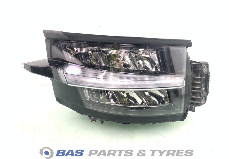 Renault T-Serie Evolution Koplamp Rechts 7423645385 - 前照灯 适用于 卡车:图1 Renault T-Serie Evolution Koplamp Rechts 7423645385 - 前照灯 适用于 卡车:图1