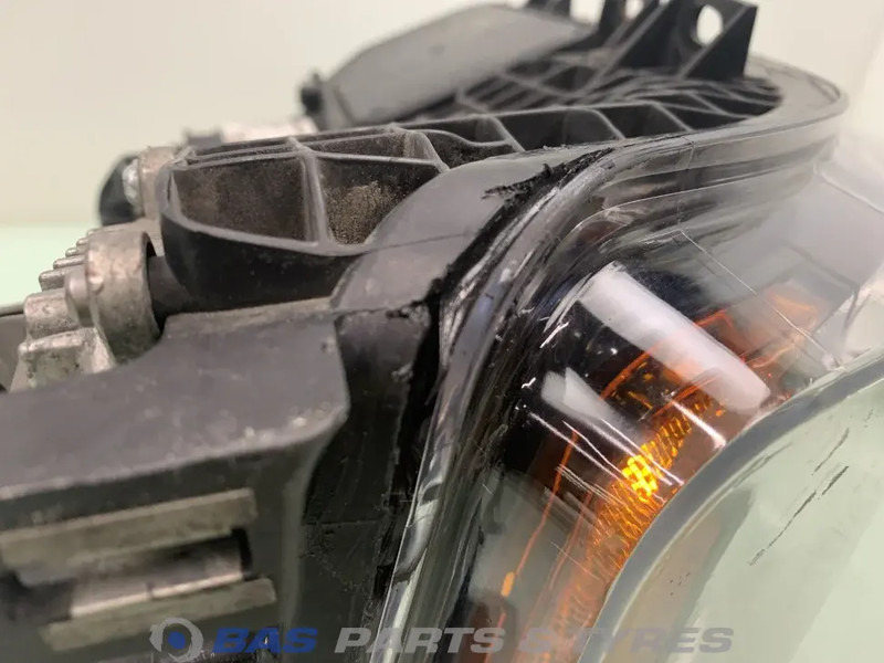 Scania Koplamp Rechts 2674391 - 前照灯 适用于 卡车:图3 Scania Koplamp Rechts 2674391 - 前照灯 适用于 卡车:图3