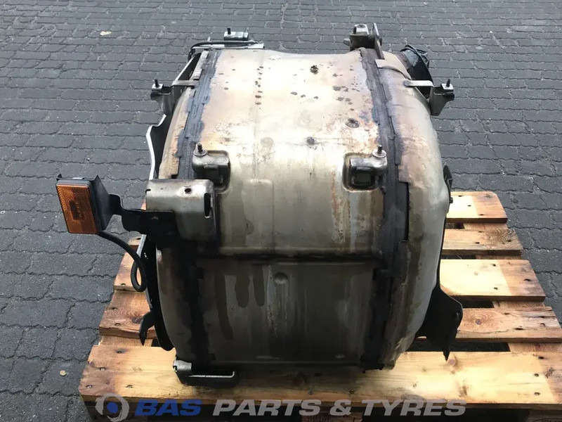 Scania Uitlaatdemper Scania 2521074 - 排气系统 适用于 卡车:图4 Scania Uitlaatdemper Scania 2521074 - 排气系统 适用于 卡车:图4