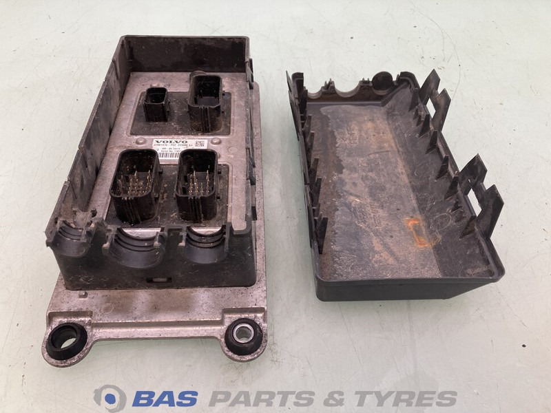 Volvo Regeleenheid CCIOM Volvo 22053759 - 备件 适用于 卡车:图1 Volvo Regeleenheid CCIOM Volvo 22053759 - 备件 适用于 卡车:图1