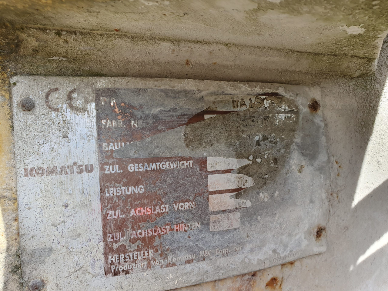 KOMATSU WA180.3 N/S:53070 - 轮式装载机:图2 KOMATSU WA180.3 N/S:53070 - 轮式装载机:图2