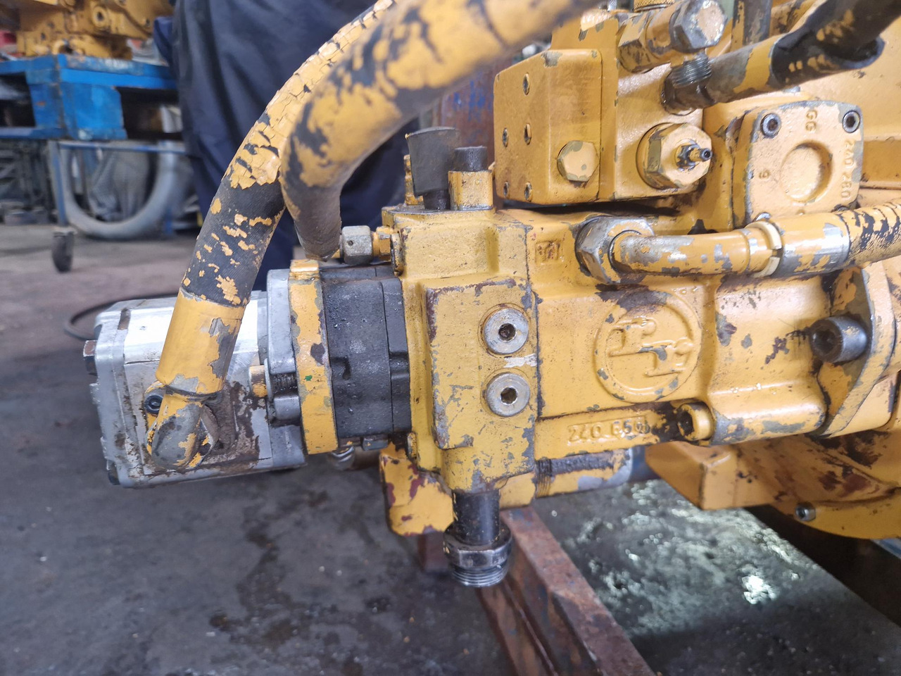 LIEBHERR A4VS6M51 9446727 - 液压泵 适用于 建筑机械:图1 LIEBHERR A4VS6M51 9446727 - 液压泵 适用于 建筑机械:图1