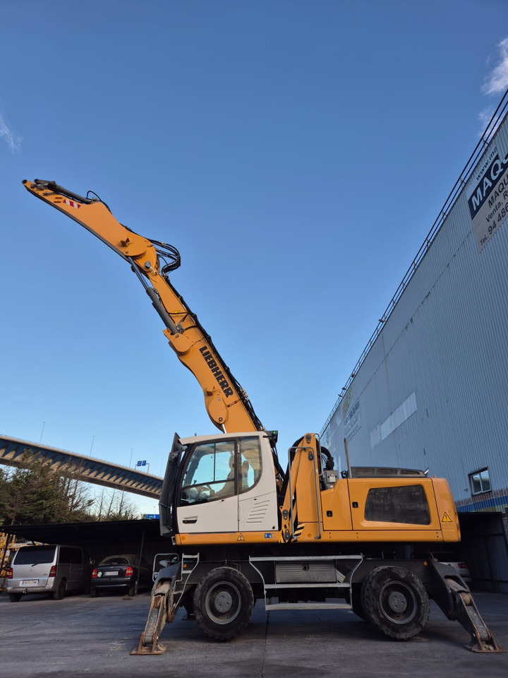 垃圾/ 工业叉装车 LIEBHERR LH30M：图6