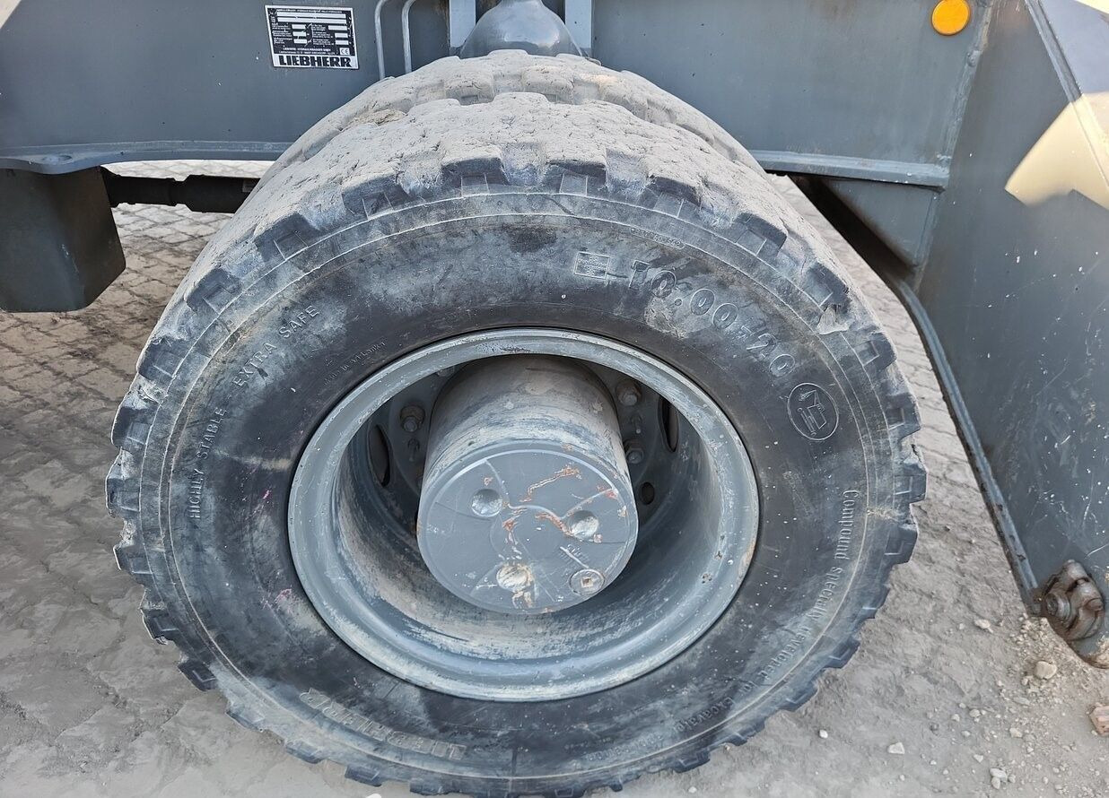 垃圾/ 工业叉装车 LIEBHERR LH30M：图21