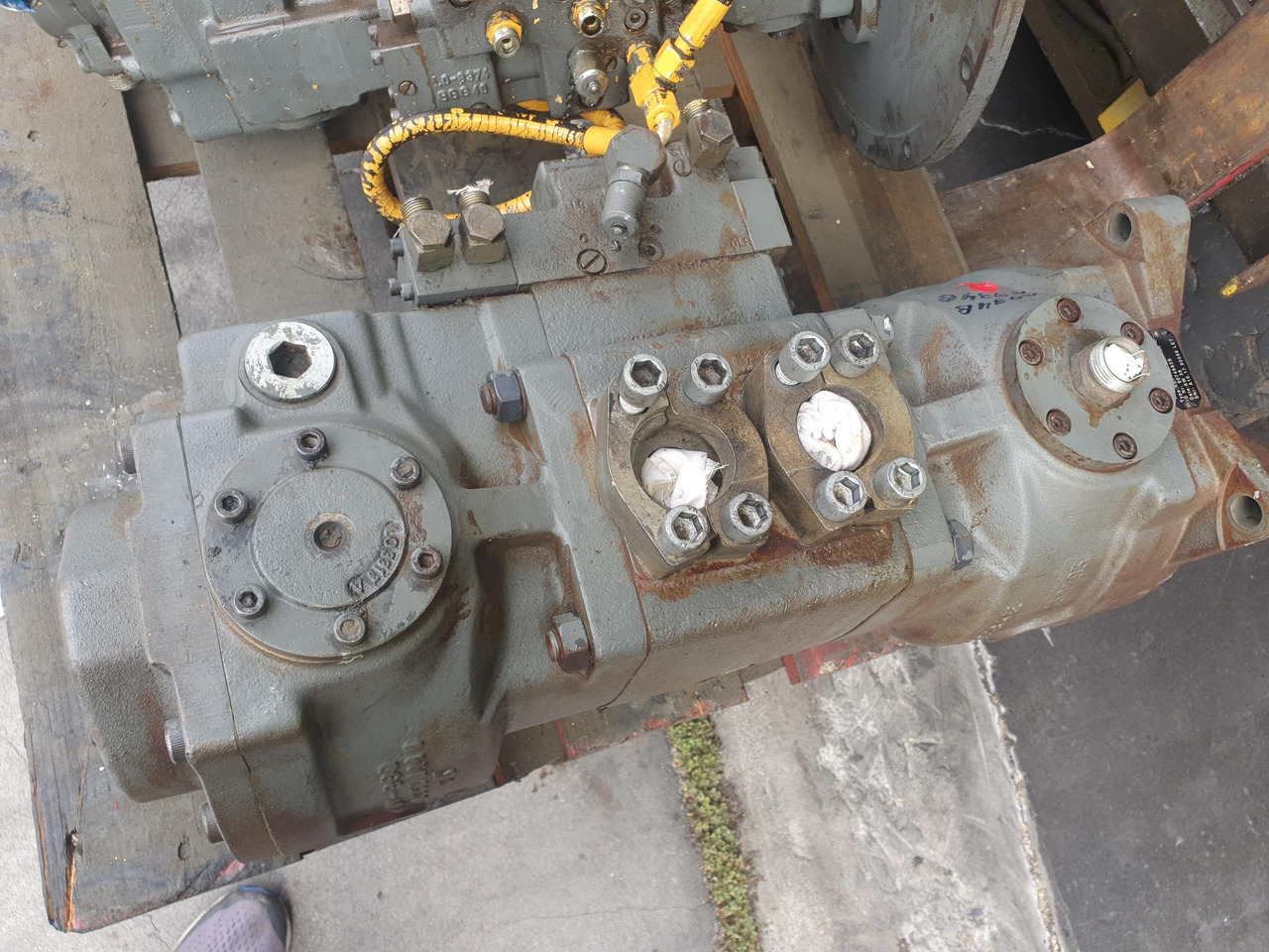 LIEBHERR LPVD125 - 液压泵 适用于 建筑机械:图2 LIEBHERR LPVD125 - 液压泵 适用于 建筑机械:图2