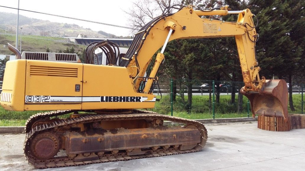 LIEBHERR R932LI N/S: 572-4218 y 572-4232 - 履带式挖掘机:图2 LIEBHERR R932LI N/S: 572-4218 y 572-4232 - 履带式挖掘机:图2