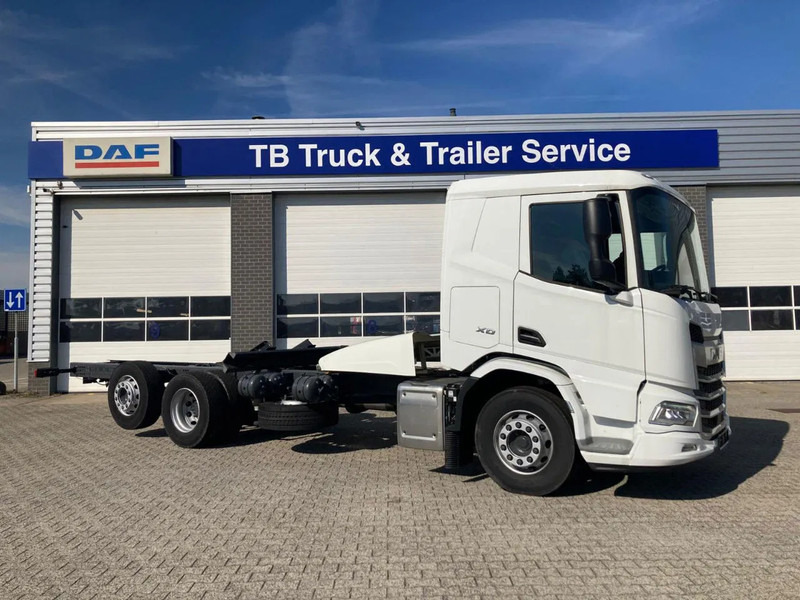 DAF XD 450 FAN CHASSIS SLEEPER CAB PTO STEERING LIFTAXLE 505WB - NEW - 驾驶室底盘卡车:图4 DAF XD 450 FAN CHASSIS SLEEPER CAB PTO STEERING LIFTAXLE 505WB - NEW - 驾驶室底盘卡车:图4
