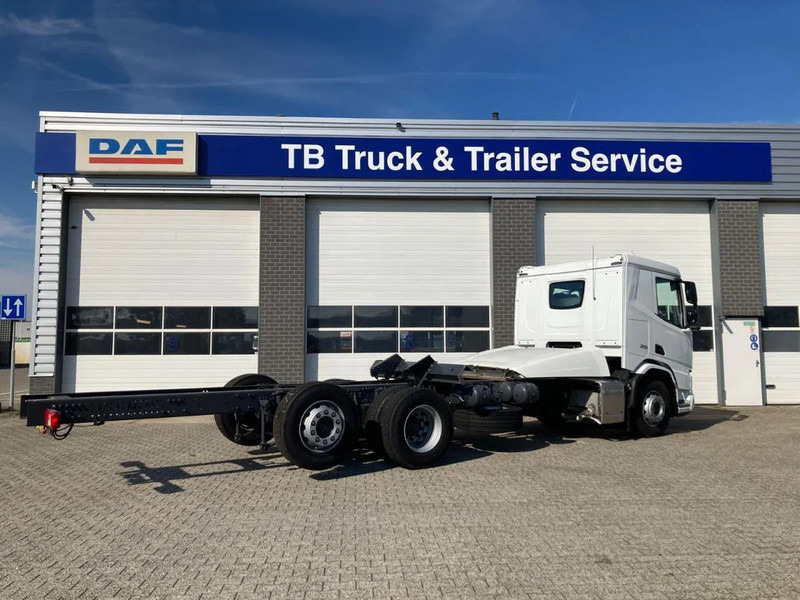 DAF XD 450 FAN CHASSIS SLEEPER CAB PTO STEERING LIFTAXLE 505WB - NEW - 驾驶室底盘卡车:图3 DAF XD 450 FAN CHASSIS SLEEPER CAB PTO STEERING LIFTAXLE 505WB - NEW - 驾驶室底盘卡车:图3