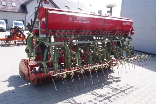Agregat uprawowo-siewny Kuhn HRB 301 2000 brona aktywna wirująca KUHN NODET - 联合条播机:图3 Agregat uprawowo-siewny Kuhn HRB 301 2000 brona aktywna wirująca KUHN NODET - 联合条播机:图3