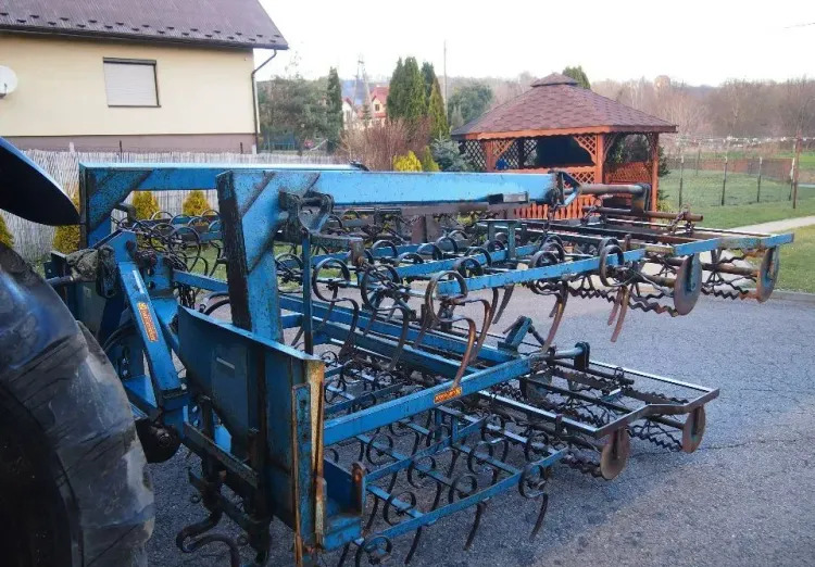 Agregat uprawowy Rabe Werk szerokość robocza 4,7m - 土壤耕作设备:图4 Agregat uprawowy Rabe Werk szerokość robocza 4,7m - 土壤耕作设备:图4