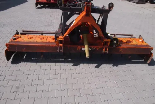 Agregat uprawowy brona aktywna Maschio 300 1998 - 动力耙:图2 Agregat uprawowy brona aktywna Maschio 300 1998 - 动力耙:图2