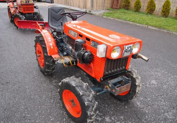 Ciągnik Kubota B6100 1995 4x4 - 拖拉机:图1 Ciągnik Kubota B6100 1995 4x4 - 拖拉机:图1