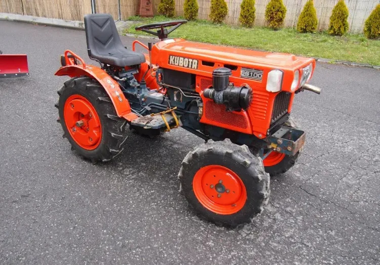 Ciągnik Kubota B6100 1995 4x4 - 拖拉机:图3 Ciągnik Kubota B6100 1995 4x4 - 拖拉机:图3