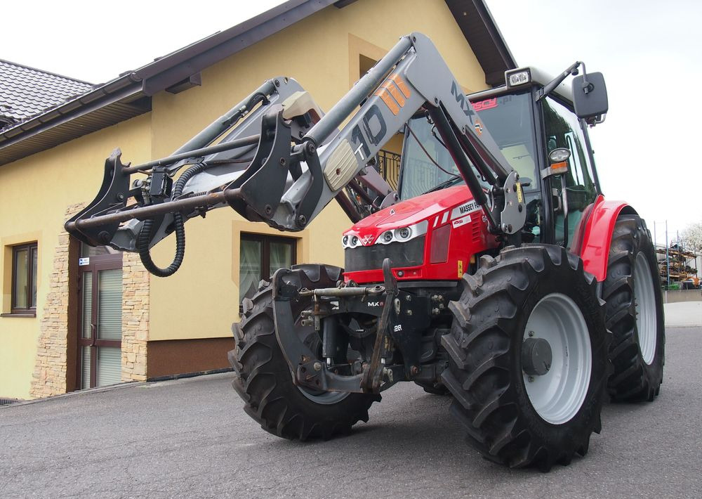 Ciągnik Massey Ferguson MF 6455 Dyna6 2013 Ciągnik rolniczy Massey Ferguson z Ładowaczem i TUZ-em - 拖拉机:图4 Ciągnik Massey Ferguson MF 6455 Dyna6 2013 Ciągnik rolniczy Massey Ferguson z Ładowaczem i TUZ-em - 拖拉机:图4